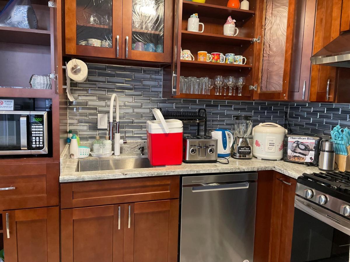 Amazing Waikiki Beach Condo 2Bed2Bath+Free Parking Honolulu Exteriör bild