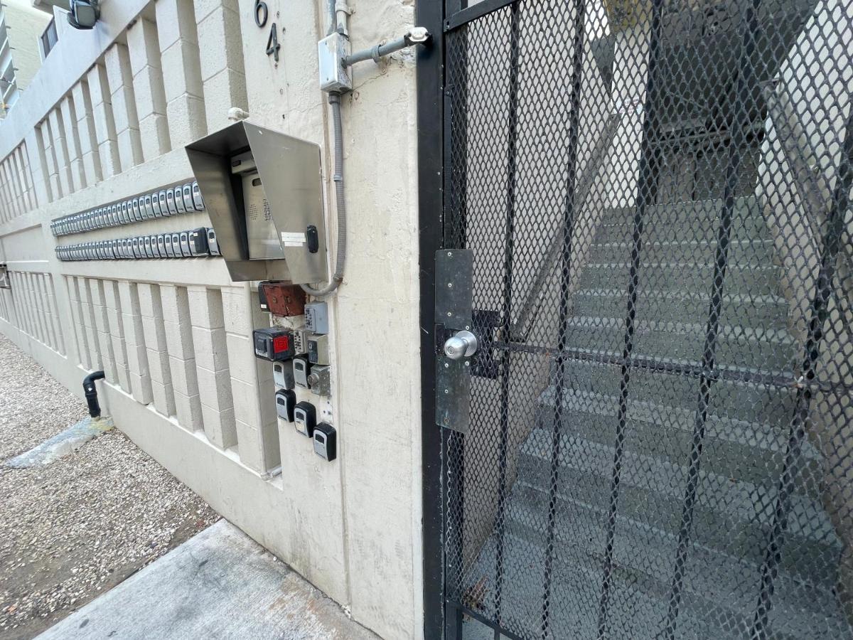 Amazing Waikiki Beach Condo 2Bed2Bath+Free Parking Honolulu Exteriör bild